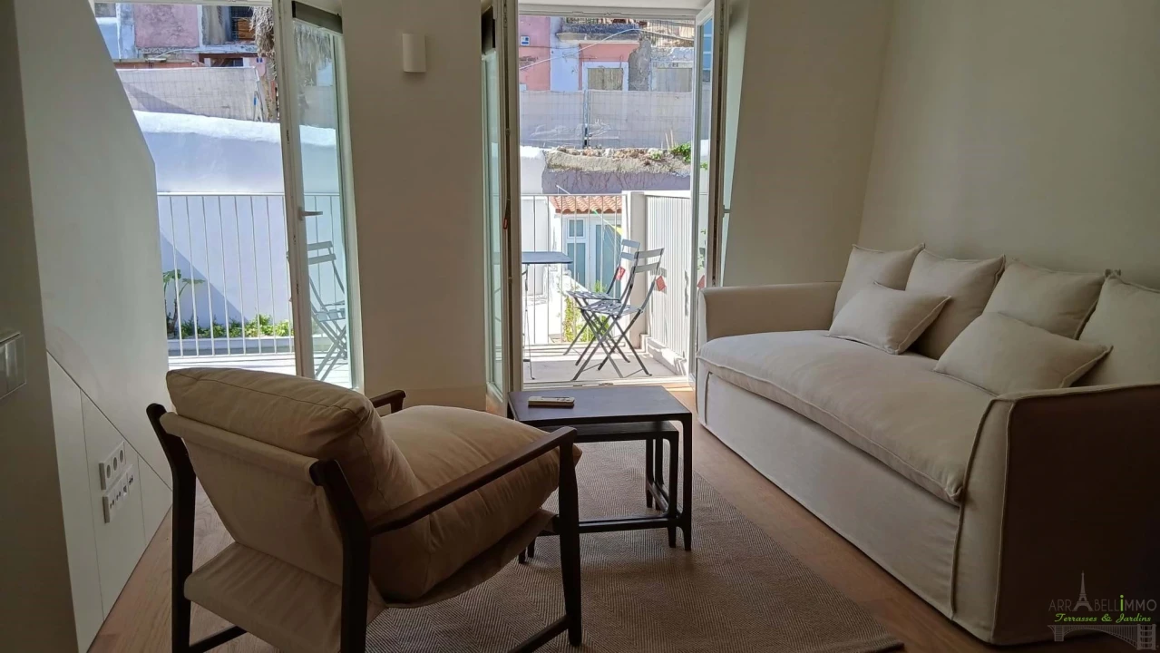 Apartamento T2 para Venda em Santo António Foto 4