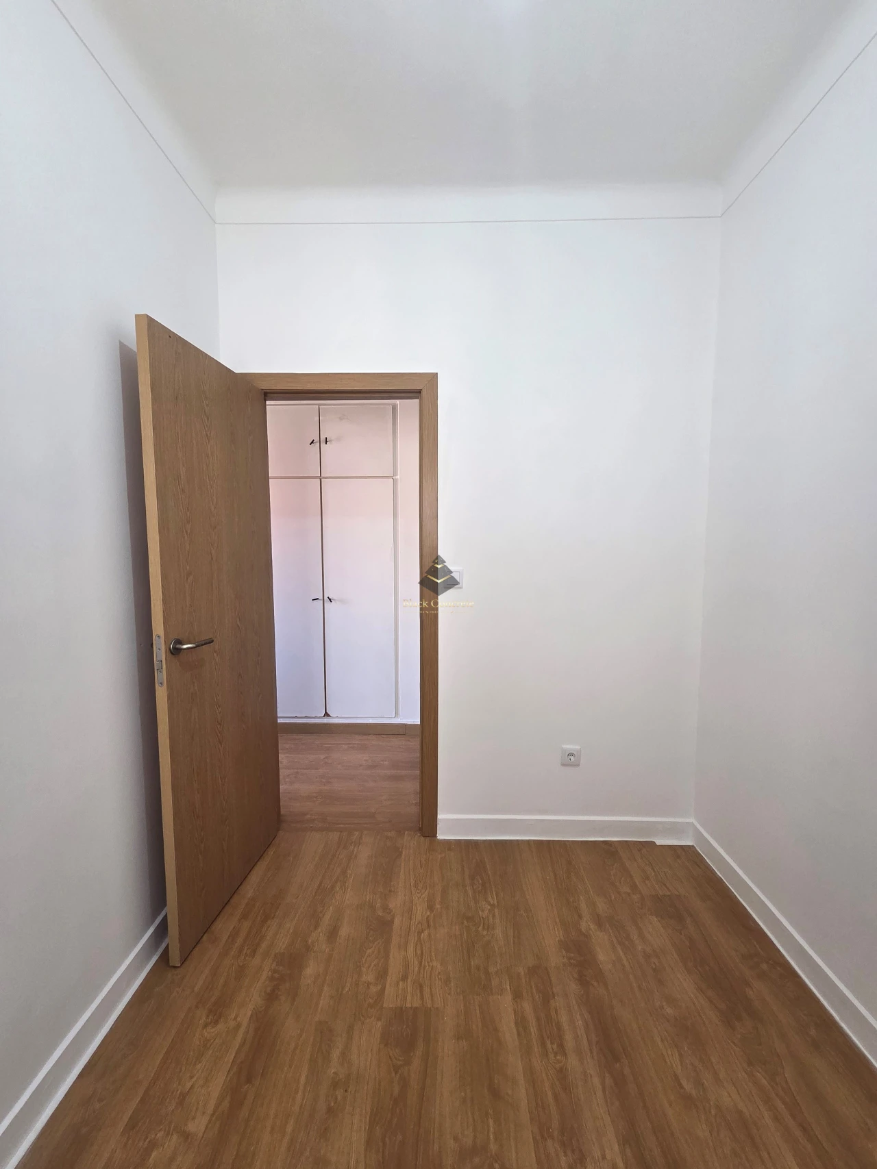 Apartamento T4 para Venda em Rio de Mouro Foto 15