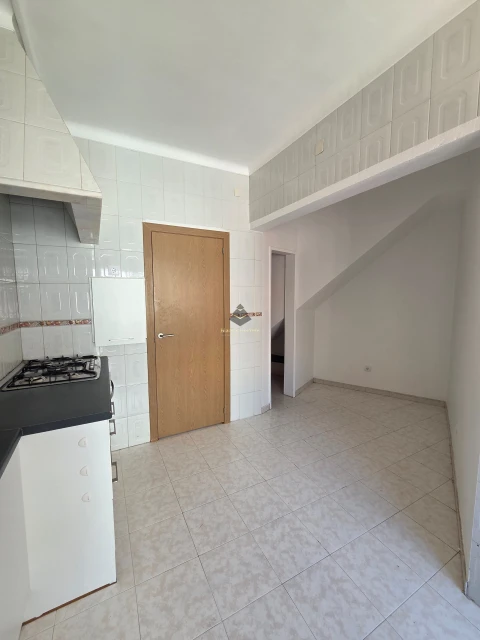 Apartamento T4 para Venda em Rio de Mouro