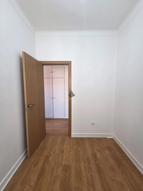 Apartamento T4 para Venda em Rio de Mouro