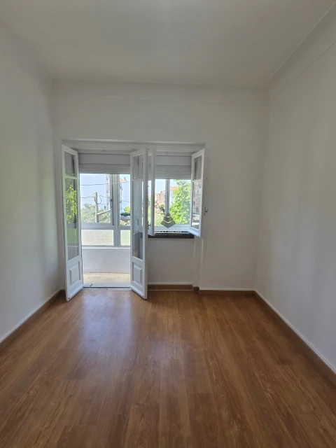 Apartamento T4 para Venda em Rio de Mouro