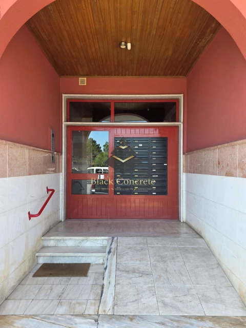 Apartamento T2 para Venda em Algueirão-Mem Martins