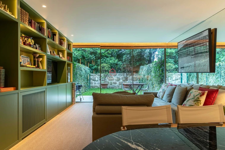 Apartamento T2 para Venda em Aldoar, Foz do Douro e Nevogilde Foto 2