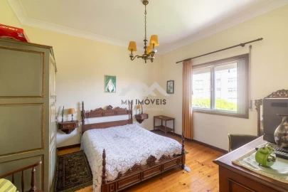 Moradia T4 para Venda em Campanhã