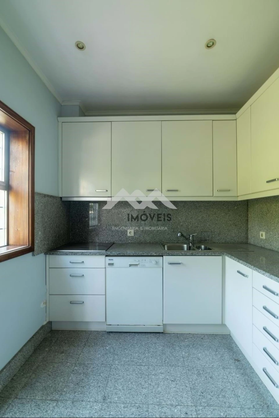 Moradia T4 para Venda em Campanhã Foto 11