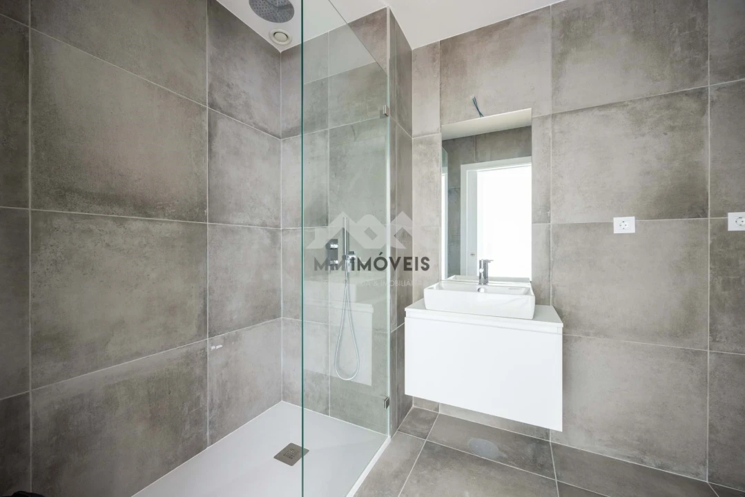 Apartamento T1 para Venda em Pedrouços Foto 22