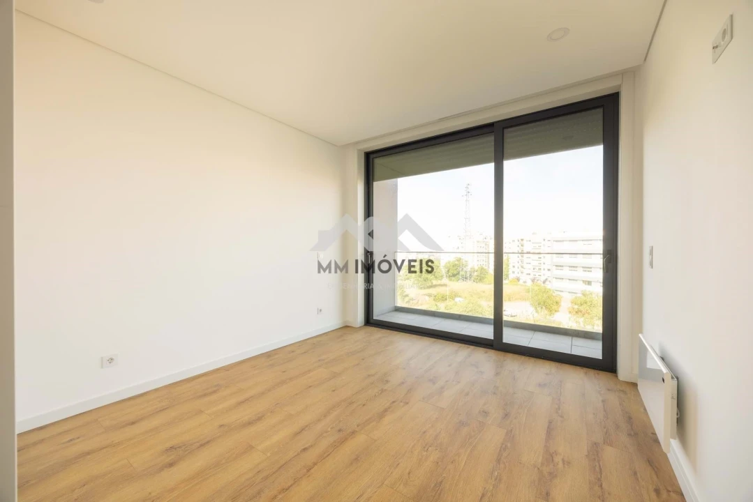Apartamento T1 para Venda em Pedrouços Foto 14