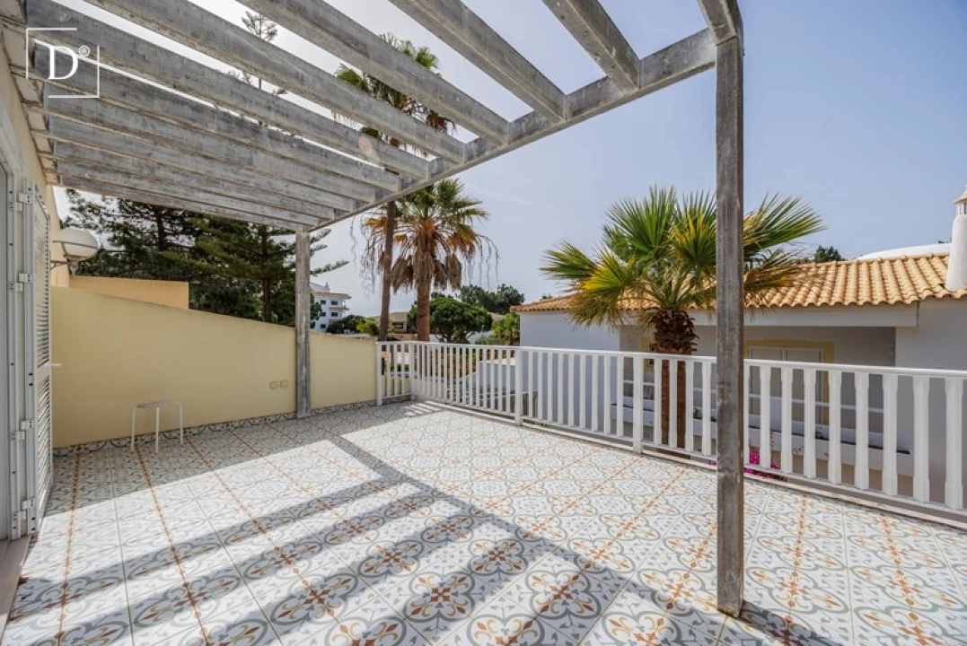 Moradia T3 para Venda em Albufeira e Olhos de Água Foto 18