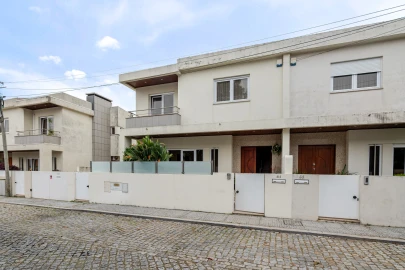 Moradia T4 para Venda em Vila Nova da Telha