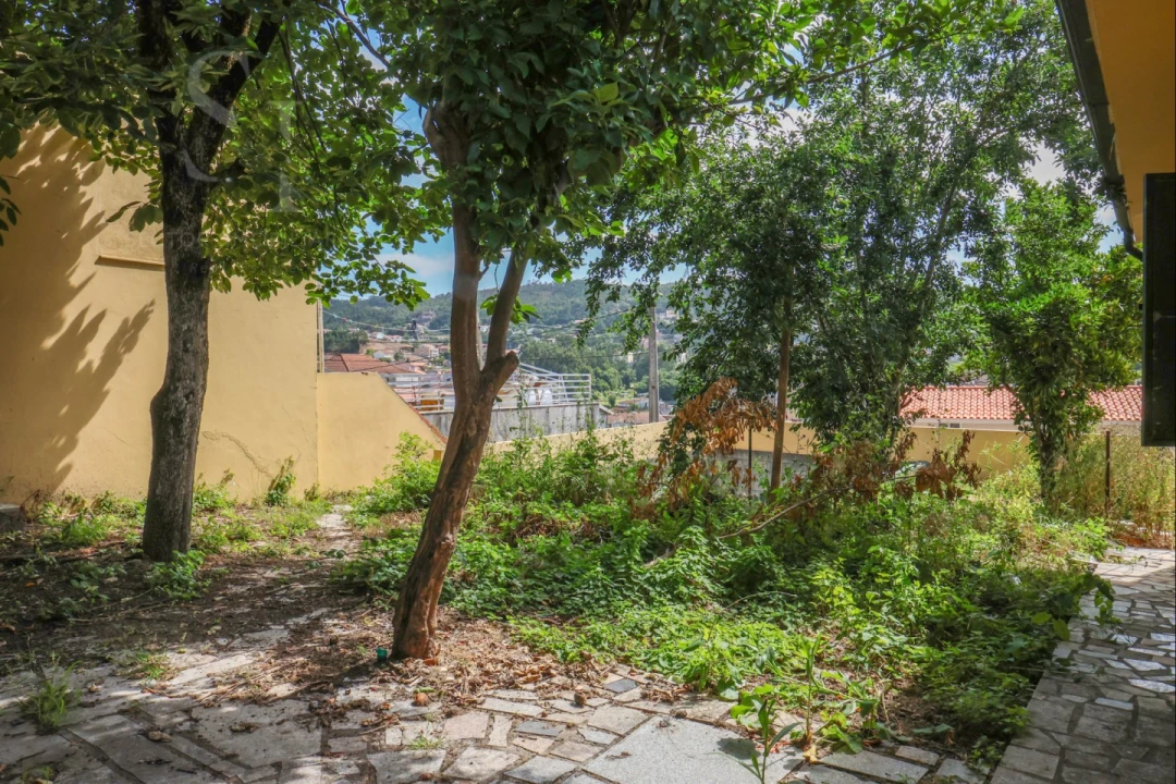 Moradia T2 para Venda em Fânzeres e São Pedro da Cova Foto 24