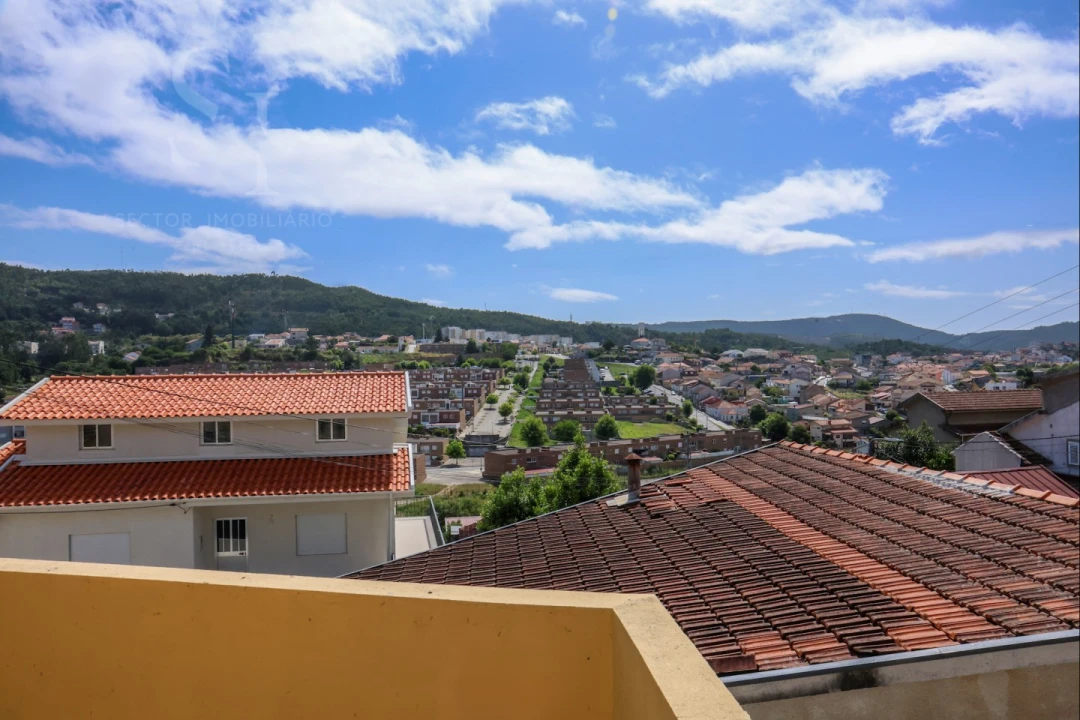Moradia T2 para Venda em Fânzeres e São Pedro da Cova Foto 26