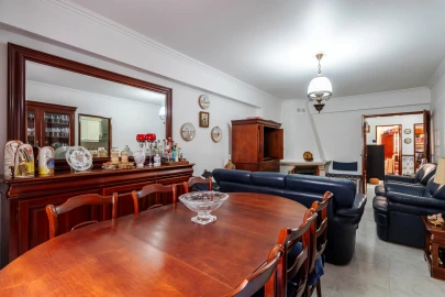 Apartamento T2 para Venda em Algueirão-Mem Martins