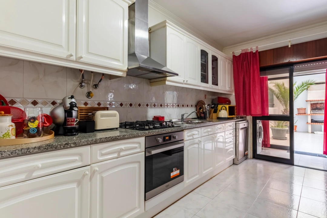 Apartamento T2 para Venda em Algueirão-Mem Martins Foto 11