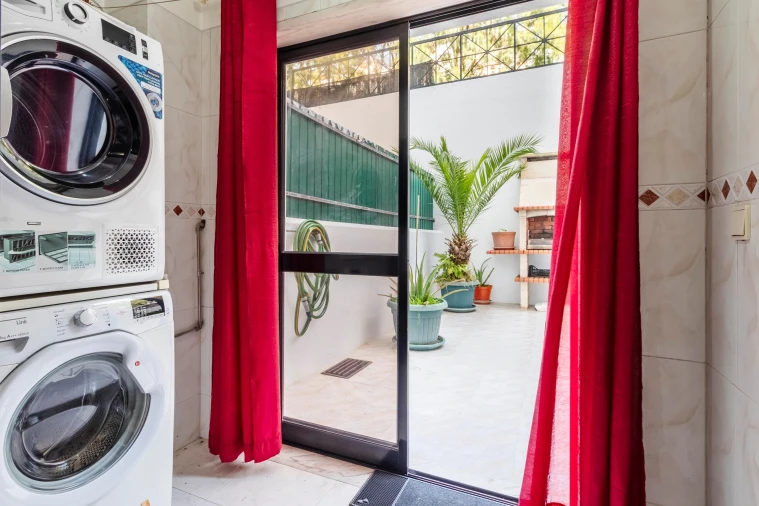 Apartamento T2 para Venda em Algueirão-Mem Martins Foto 15