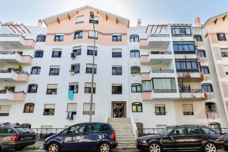 Apartamento T2 para Venda em Algueirão-Mem Martins Foto 50