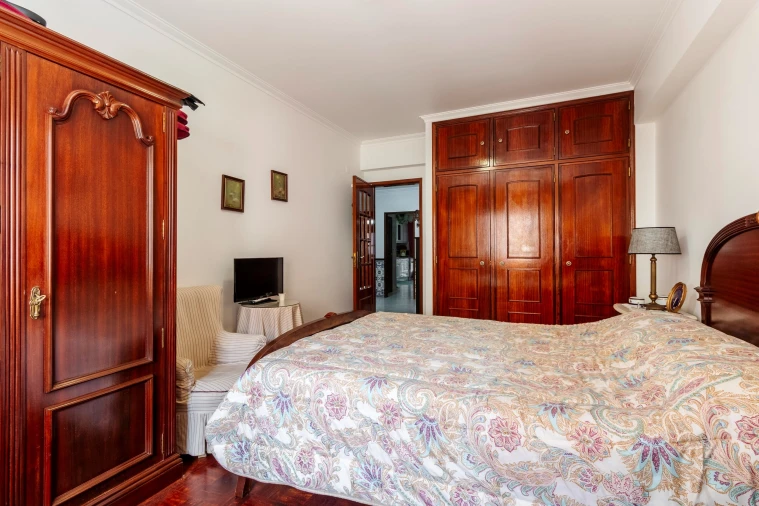 Apartamento T2 para Venda em Algueirão-Mem Martins Foto 38