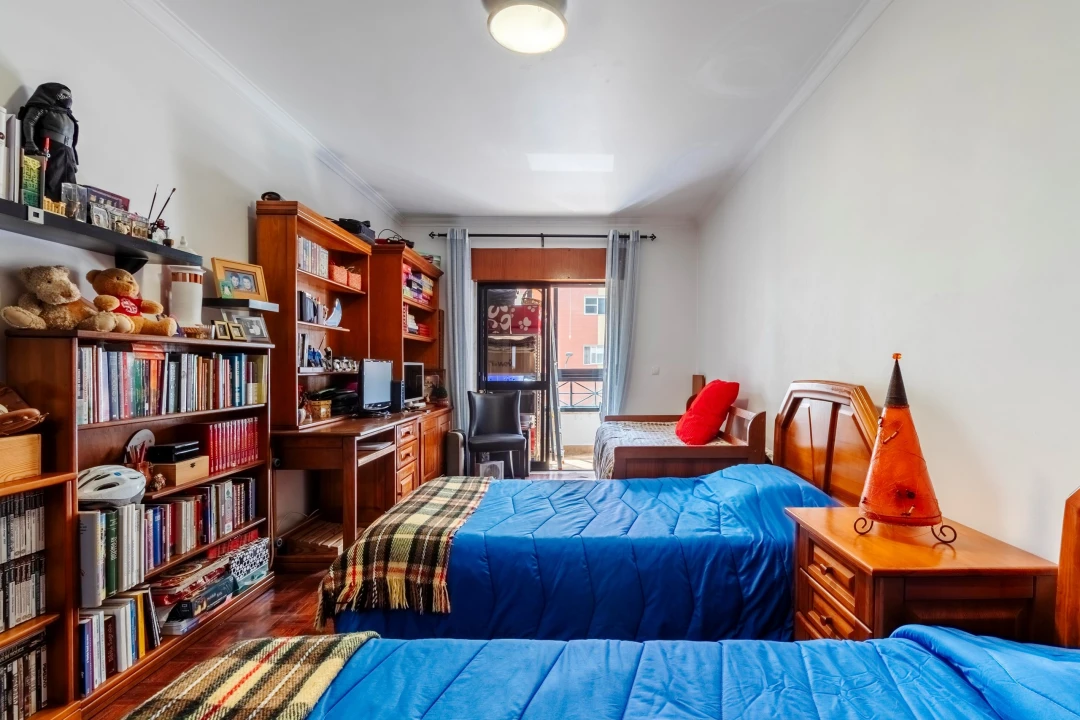 Apartamento T2 para Venda em Algueirão-Mem Martins Foto 42