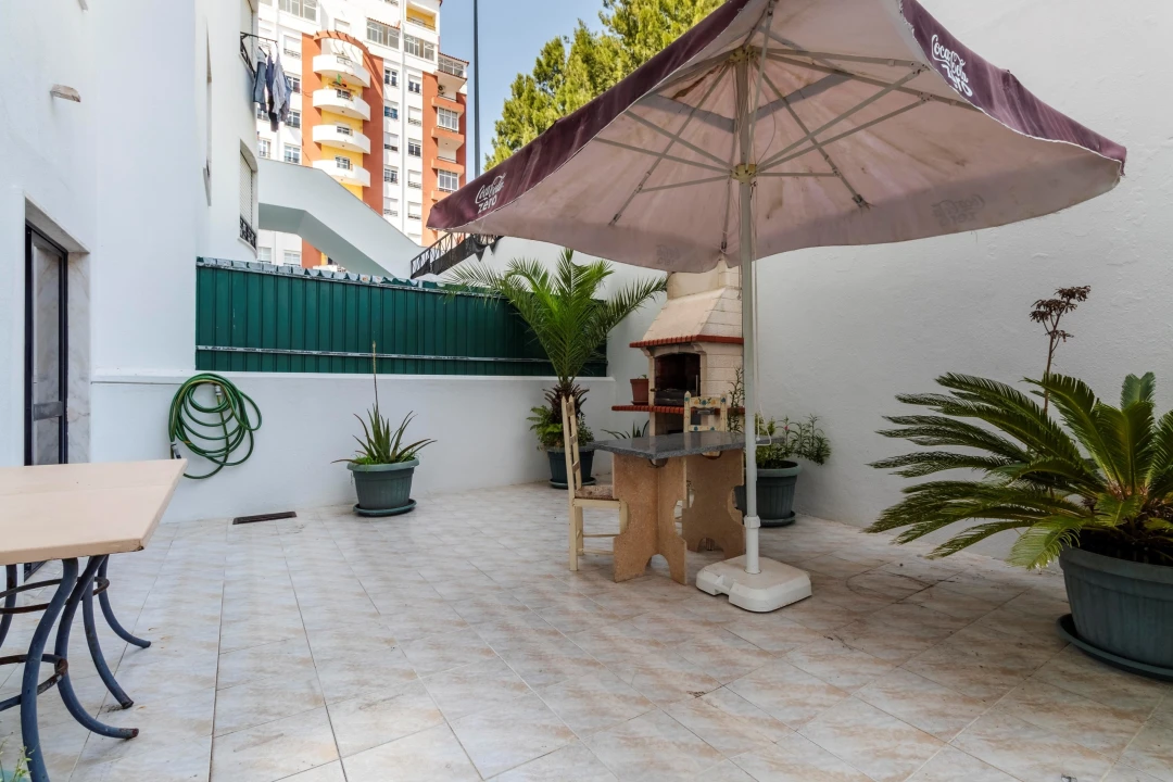 Apartamento T2 para Venda em Algueirão-Mem Martins Foto 22