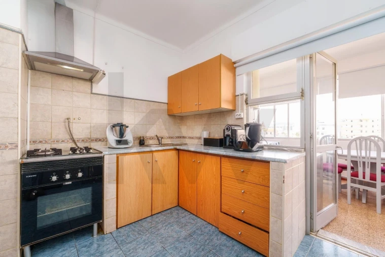 Apartamento T2 para Venda em Olhão Foto 4