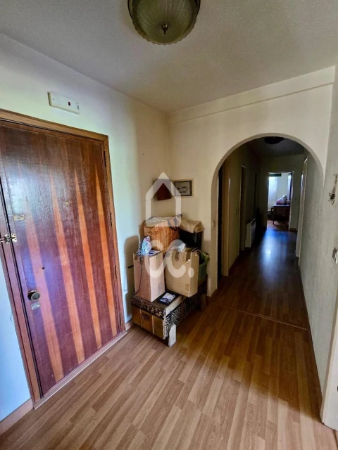 Apartamento T4 para Venda em Santo António dos Cavaleiros e Frielas