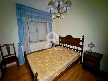 Apartamento T4 para Venda em Santo António dos Cavaleiros e Frielas