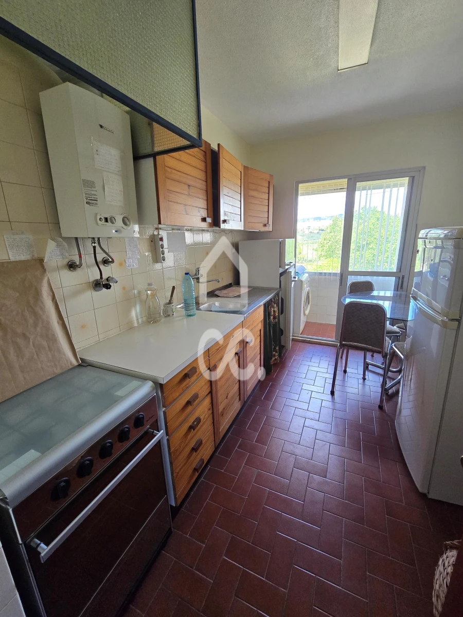 Apartamento T4 para Venda em Santo António dos Cavaleiros e Frielas Foto 10