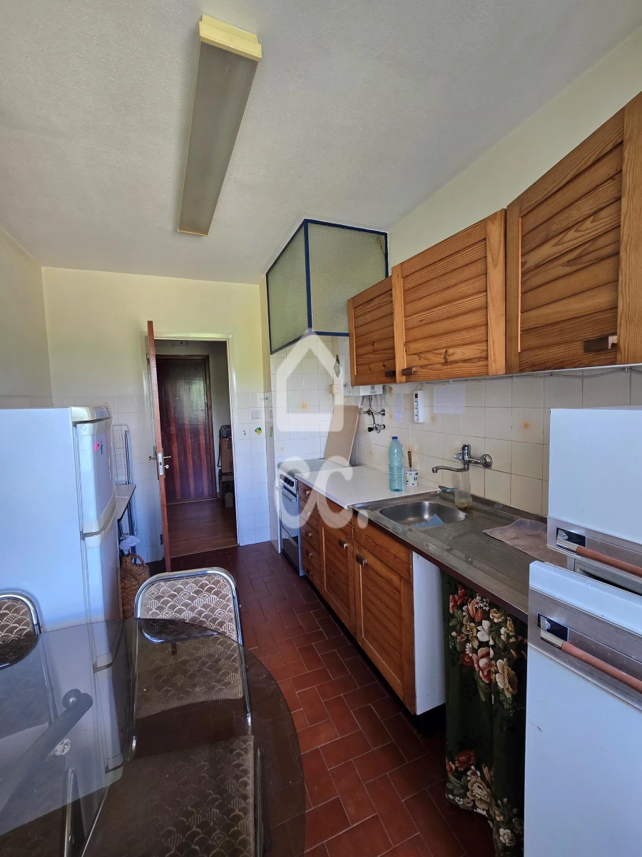 Apartamento T4 para Venda em Santo António dos Cavaleiros e Frielas Foto 11