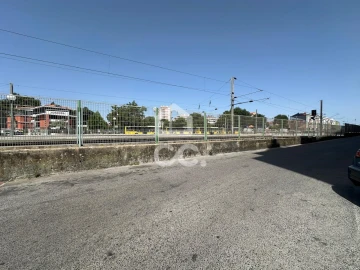 Apartamento T1 para Venda em Venteira