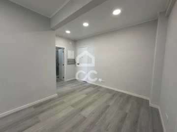 Apartamento T1 para Venda em Venteira