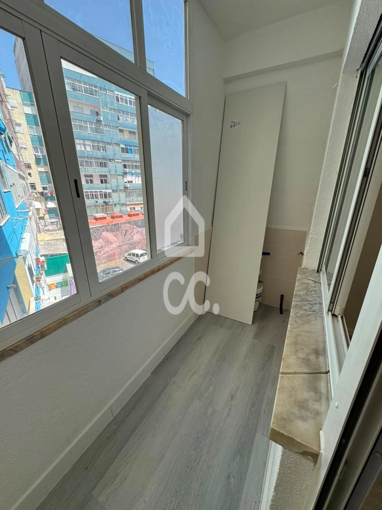 Apartamento T1 para Venda em Venteira Foto 14