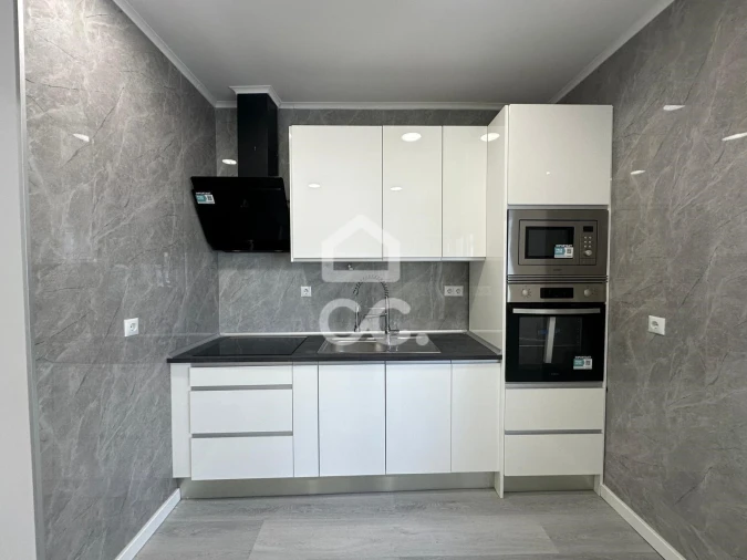 Apartamento T1 para Venda em Venteira Foto 3