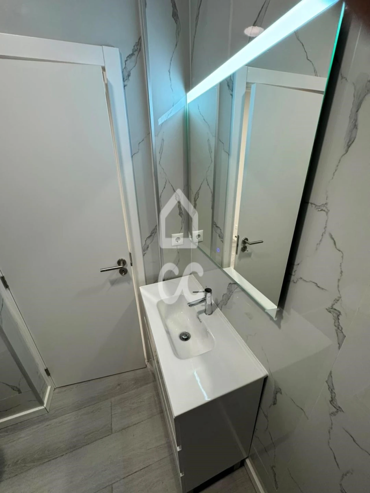 Apartamento T1 para Venda em Venteira Foto 10