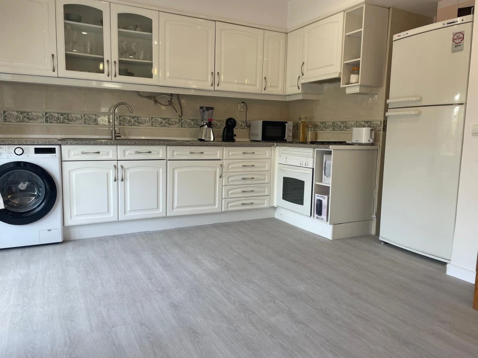 Apartamento T2 para Venda em Quarteira Foto 4