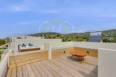 Moradia T3 para Venda em Santa Barbara de Nexe