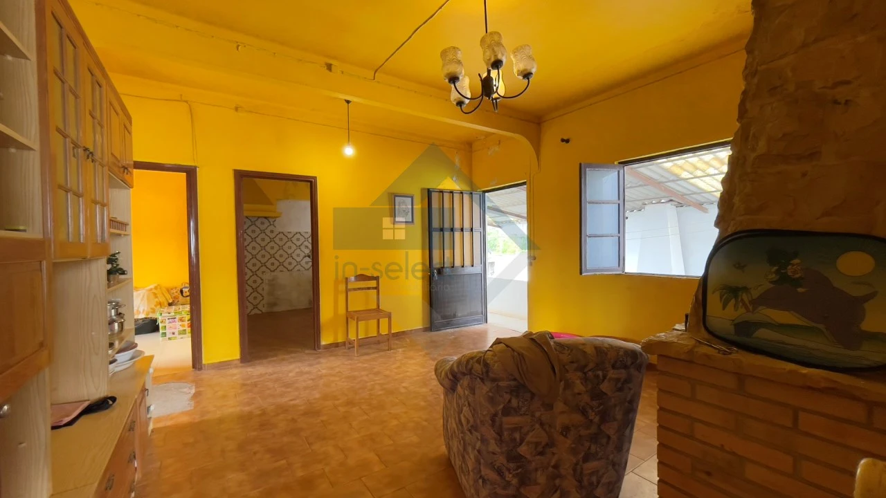 Moradia T4 para Venda em Loule (São Sebastião) Foto 10