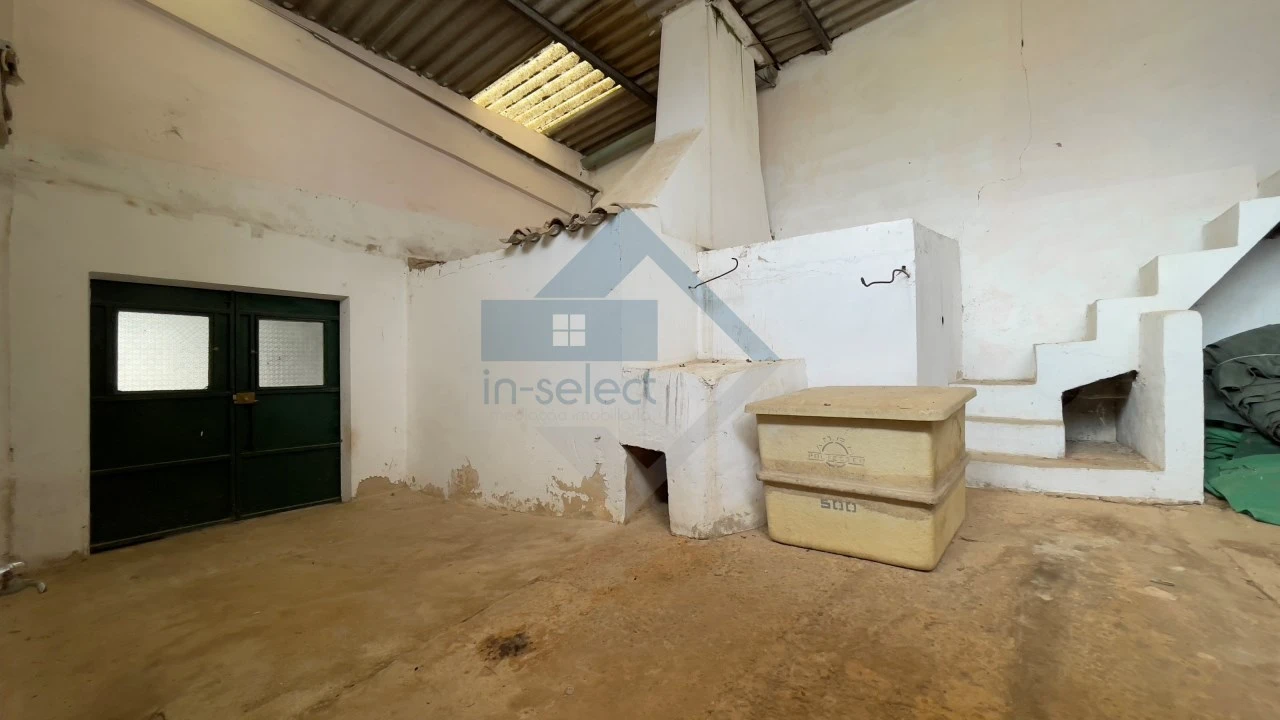 Moradia T4 para Venda em Loule (São Sebastião) Foto 49