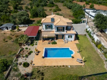 Moradia T3 para Venda em Loule (São Clemente)