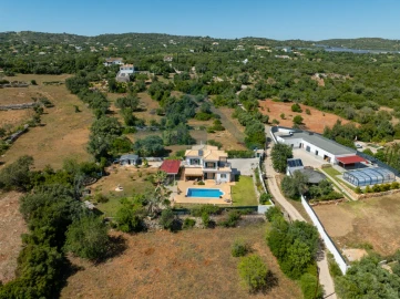 Moradia T3 para Venda em Loule (São Clemente)