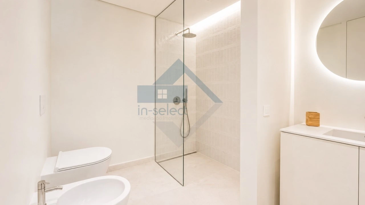 Apartamento T1 para Venda em Quarteira Foto 11