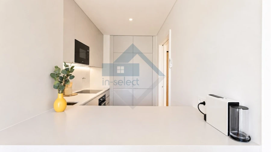 Apartamento T1 para Venda em Quarteira Foto 2