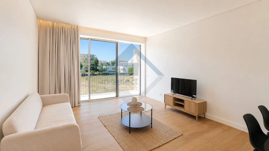Apartamento T1 para Venda em Quarteira Foto 5