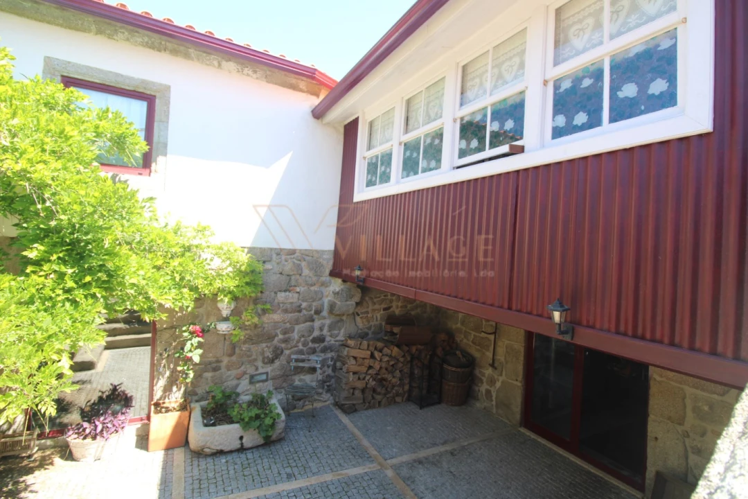 Moradia T5 para Venda em Sopo Foto 12