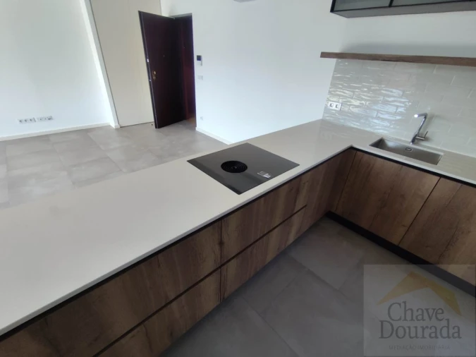 Apartamento T2 para Venda em Santo Antonio dos Olivais Foto 7