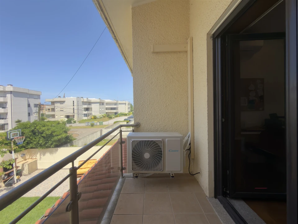 Moradia T3 para Venda em Mindelo Foto 28