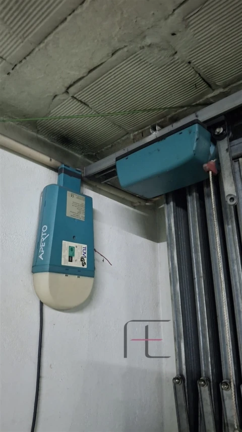 Garagem para Venda em Cidade da Maia