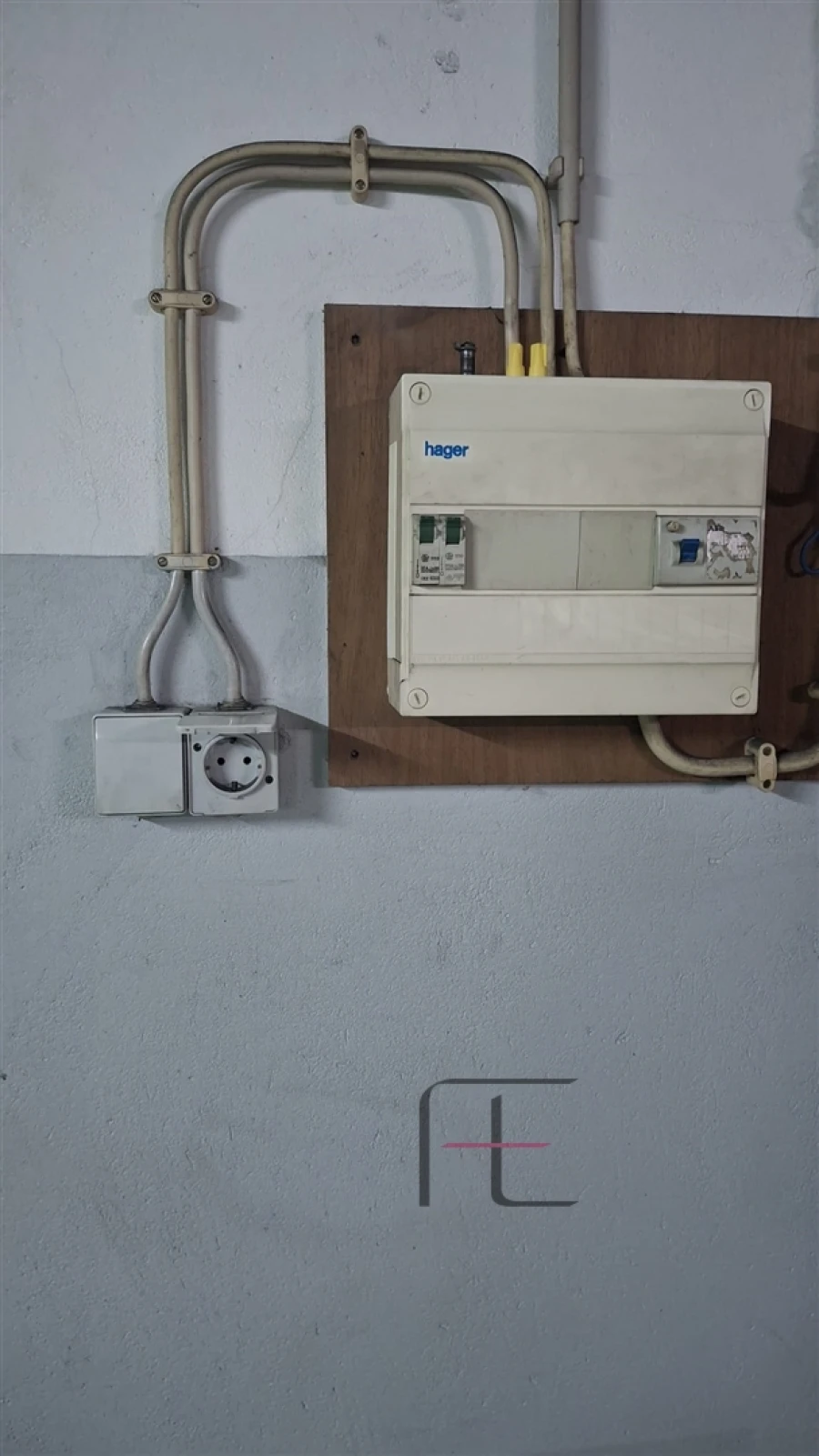 Garagem para Venda em Cidade da Maia Foto 3