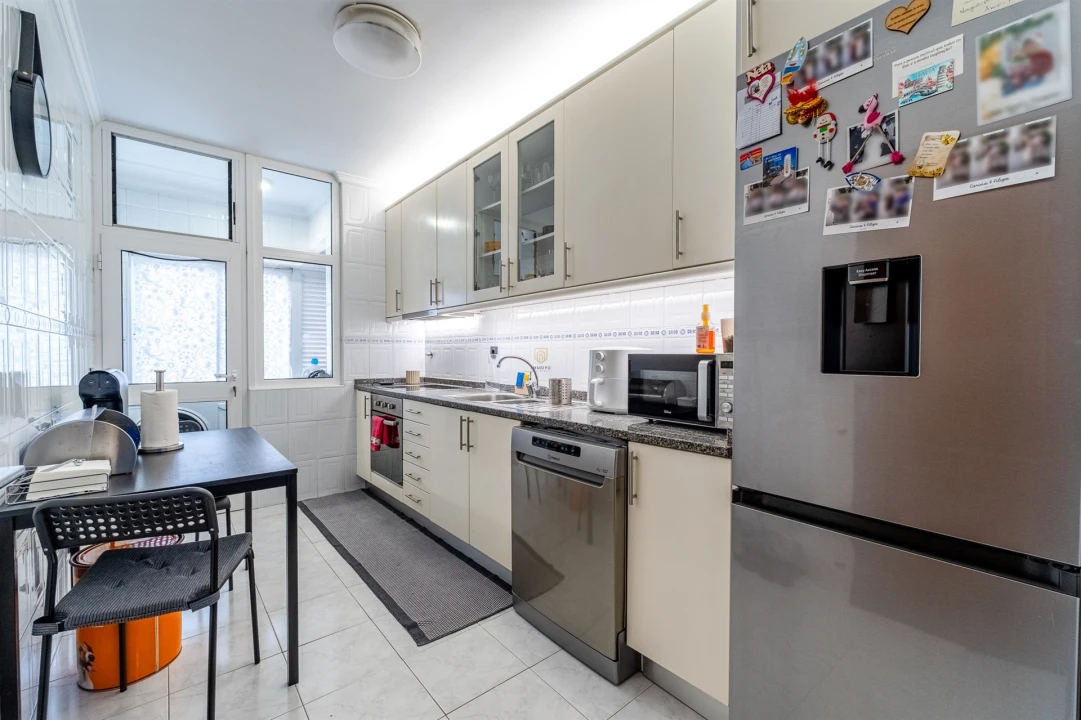 Apartamento T2 para Venda em Rio Tinto Foto 8
