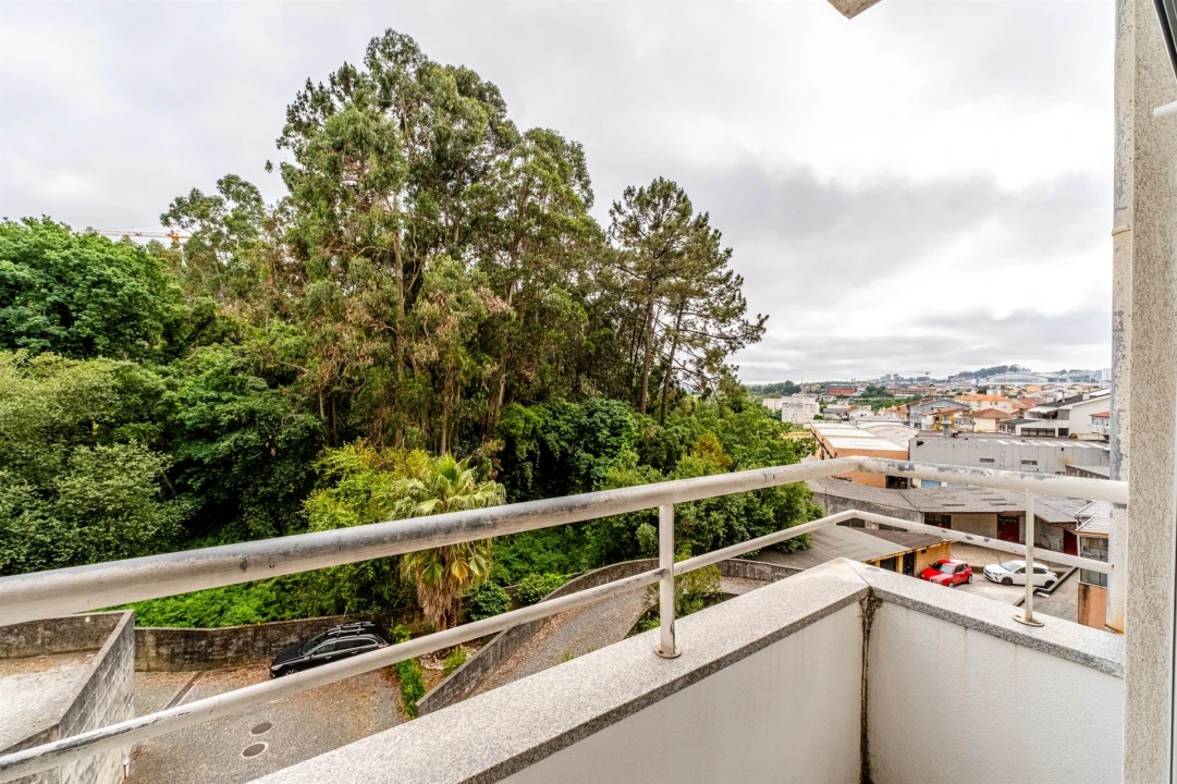 Apartamento T2 para Venda em Rio Tinto Foto 2