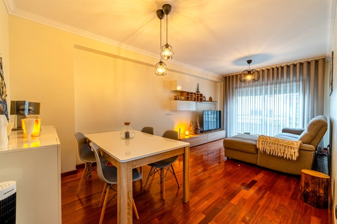 Apartamento T2 para Venda em Rio Tinto Foto 6