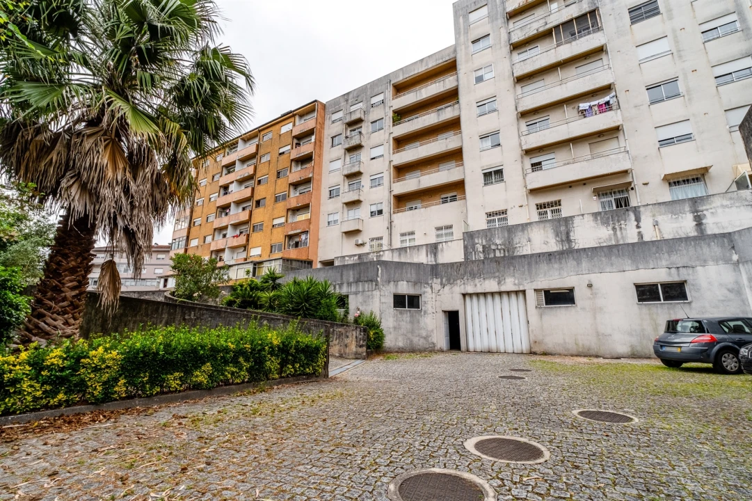 Apartamento T2 para Venda em Rio Tinto Foto 20